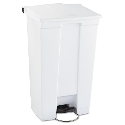 Rubbermaid Commercial Products Step-On Trash Can by RubbermaidCommercialProducts