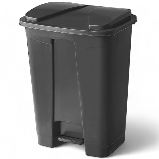 PRO&Family Step-On Trash Can by PRO%26Family