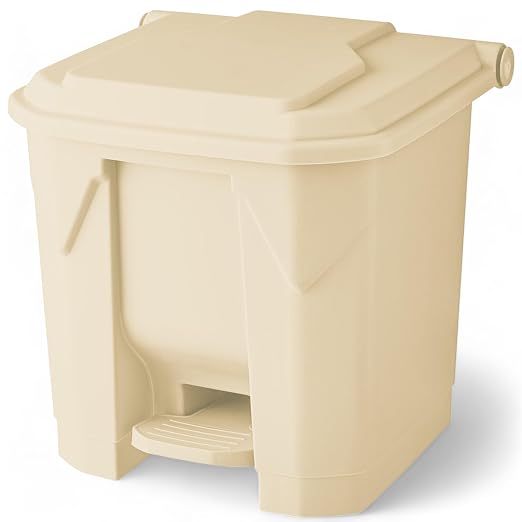 PRO&Family Step-On Trash Can by PRO%26Family