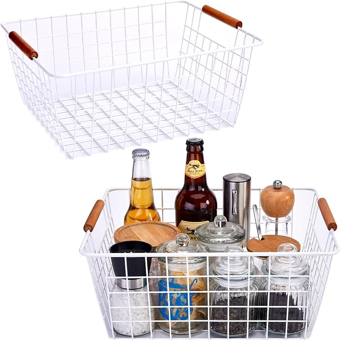 LeleCAT Large white wire baskets by LeleCAT