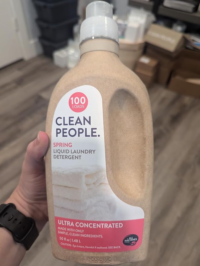 The Clean People Liquid Laundry Detergent - Image 9