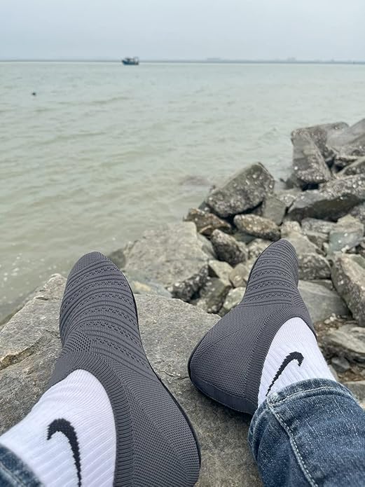 Adult Indoor House Slippers Socks Lightweight Non Slip Grip House Home Shoes - Image 4