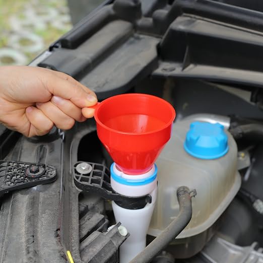 Small Flexible Fuel Funnel - Image 9