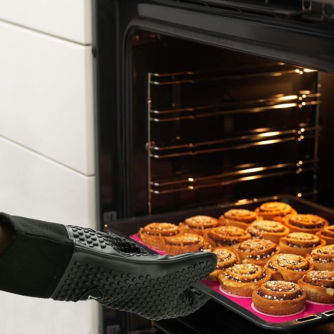 Kitchen Oven Gloves - Image 3