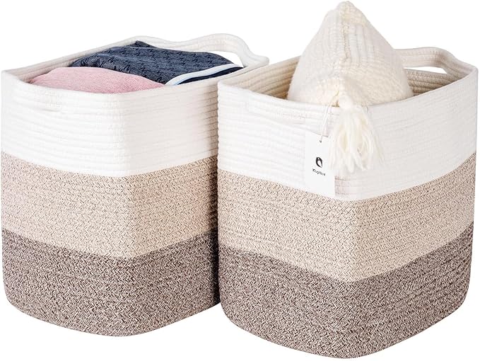 Medium and Large Woven Basket//With Handle, Used - Image 2