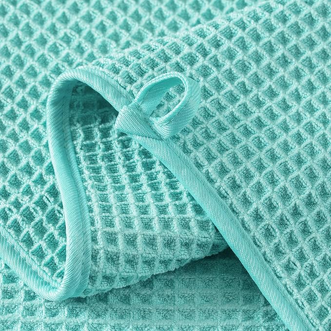 Microfiber Waffle Face Towels, 2 Pieces, Fast Drying, Lint Free - Image 3