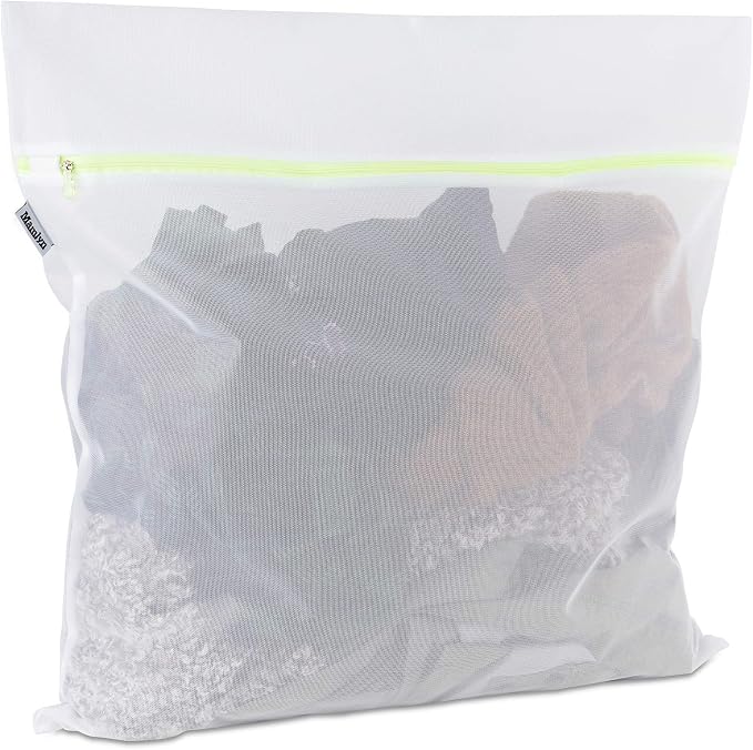 Mesh Laundry Bag for Delicates, Wash Bag for Underwear and Lingerie, Makeup by Mamlyn