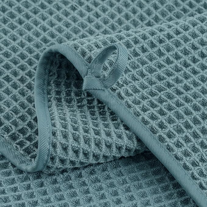 Microfiber Waffle Face Towels, 2 Pieces, Fast Drying, Lint Free - Image 3